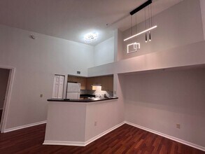 4041 San Marino Blvd in West Palm Beach, FL - Foto de edificio - Building Photo