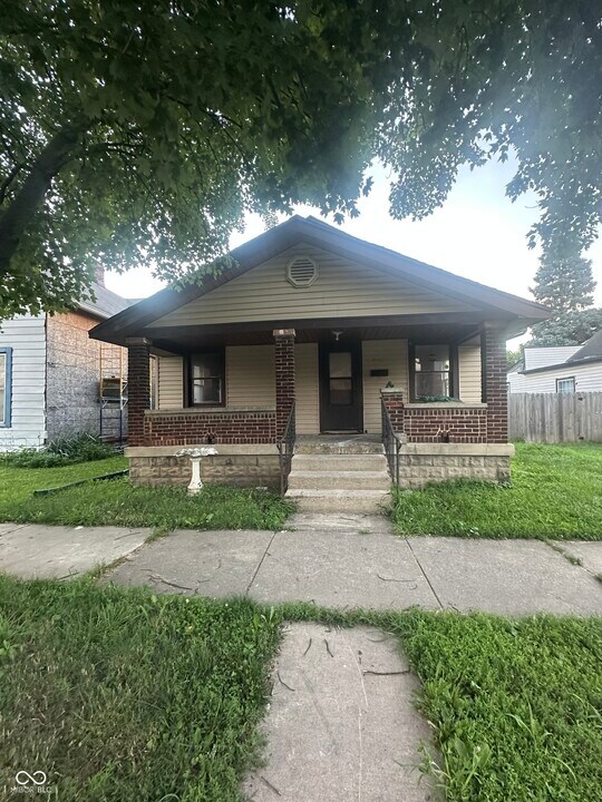 1437 S Reisner St in Indianapolis, IN - Building Photo