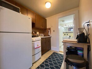 279 Beacon St, Unit 9 in Boston, MA - Foto de edificio - Building Photo