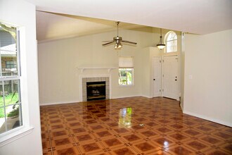311 Parkwood Pl in Niceville, FL - Building Photo - Building Photo