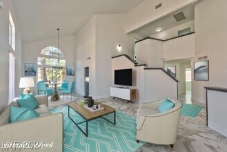 800 Overview Dr in Las Vegas, NV - Building Photo - Building Photo