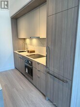 6 Greenbriar Rd in Toronto, ON - Building Photo - Building Photo