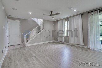 9347 Scaup Way in Jacksonville, FL - Building Photo - Building Photo