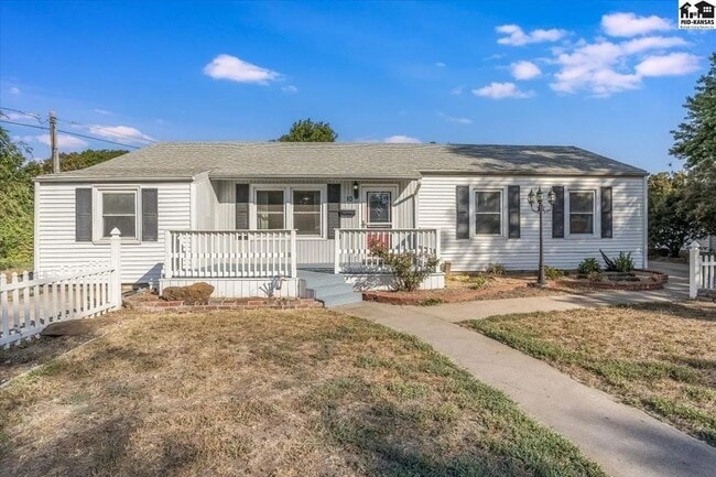 property at 10 Riceland Dr