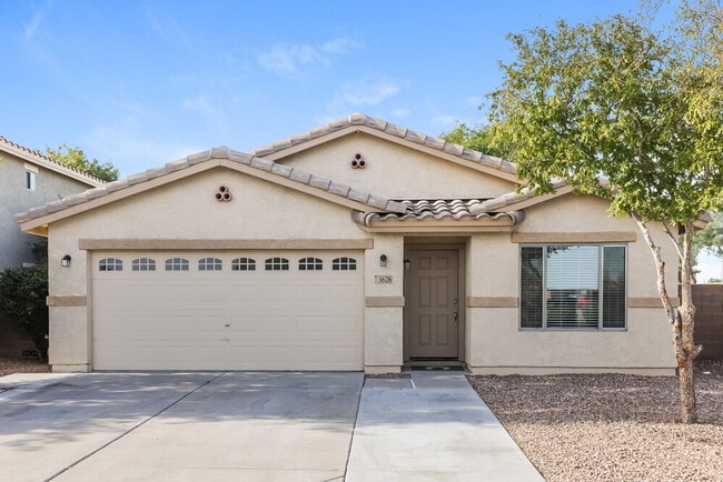 property at 3626 N 131st Dr