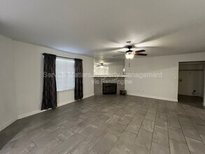 2017 Coral Creek Dr in Pensacola, FL - Building Photo - Building Photo