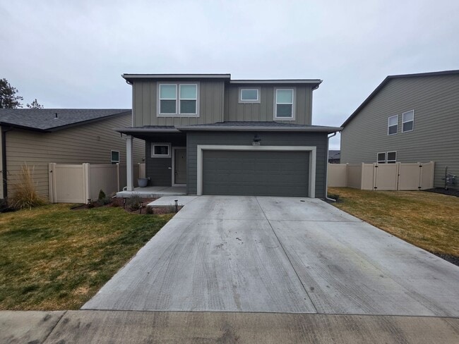 property at 5906 W Yorktown Ln