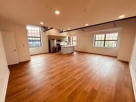 Fox Apartments in York, PA - Building Photo