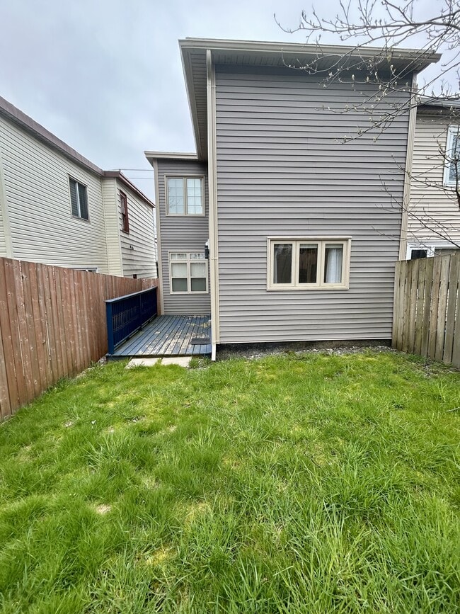 22 Prince of Wales St in St John's, NL - Building Photo - Building Photo