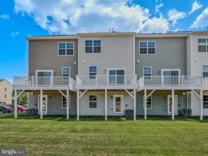 146 Cooperage Rd in Inwood, WV - Building Photo - Building Photo