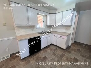 743 Remington Dr in North Tonawanda, NY - Building Photo - Building Photo