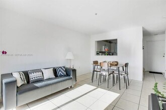 1349 SW 3rd St in Miami, FL - Building Photo - Building Photo