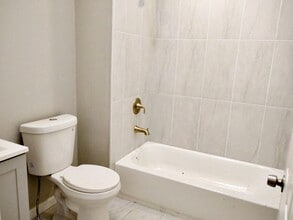 1420 S 28th St in Philadelphia, PA - Foto de edificio - Building Photo