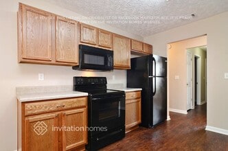 5013 Grist Mill Dr in Villa Rica, GA - Foto de edificio - Building Photo