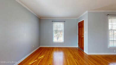 3026 Kaye Lawn Dr in Louisville, KY - Building Photo - Building Photo