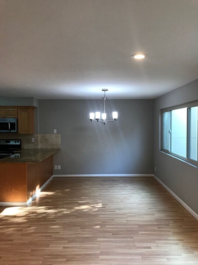 530 La Conner Dr in Sunnyvale, CA - Building Photo - Building Photo