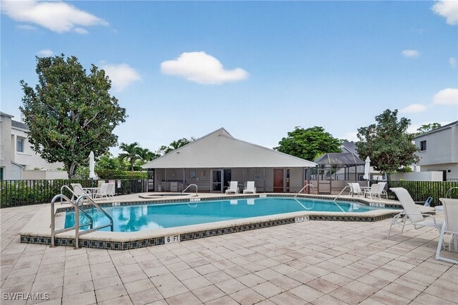 3138 Kings Lake Blvd in Naples, FL - Building Photo - Building Photo
