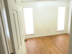 3149 O'Neal Ln in Baton Rouge, LA - Foto de edificio - Building Photo