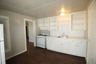 1445 NW 32nd St-Unit -1 in Oklahoma City, OK - Building Photo - Building Photo