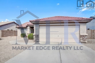 8016 W Whyman Ave in Phoenix, AZ - Building Photo - Building Photo