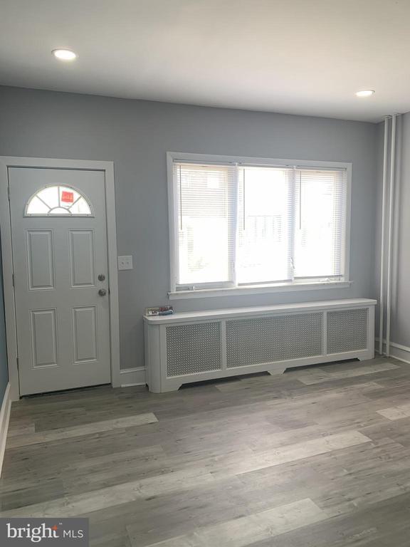 2982 E Thompson St in Philadelphia, PA - Building Photo - Building Photo