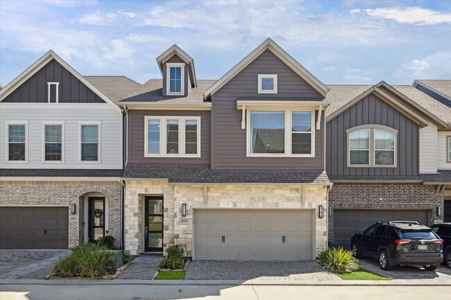 10961 Hewitt Cliff Ln