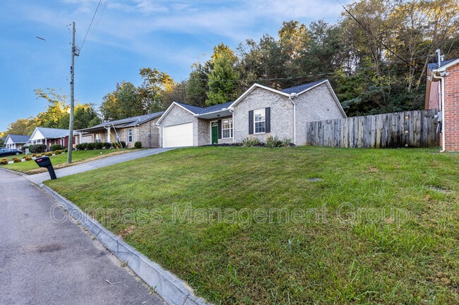 1882 Explorer Ln in Knoxville, TN - Building Photo - Building Photo