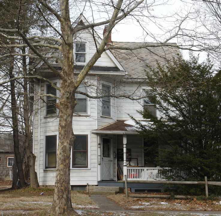 439 W College Ave in State College, PA - Foto de edificio