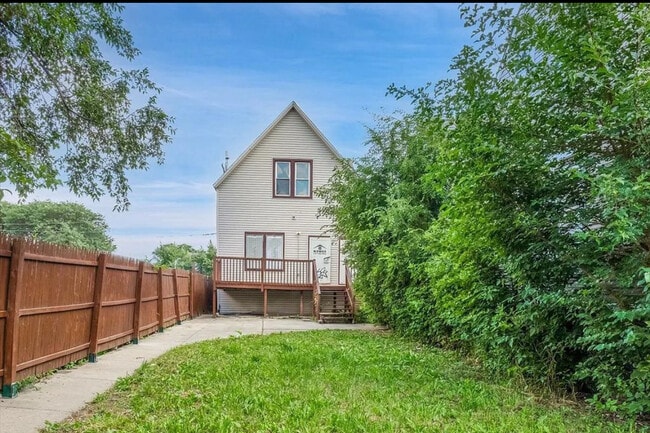 5005 W Chicago Ave, Unit 1