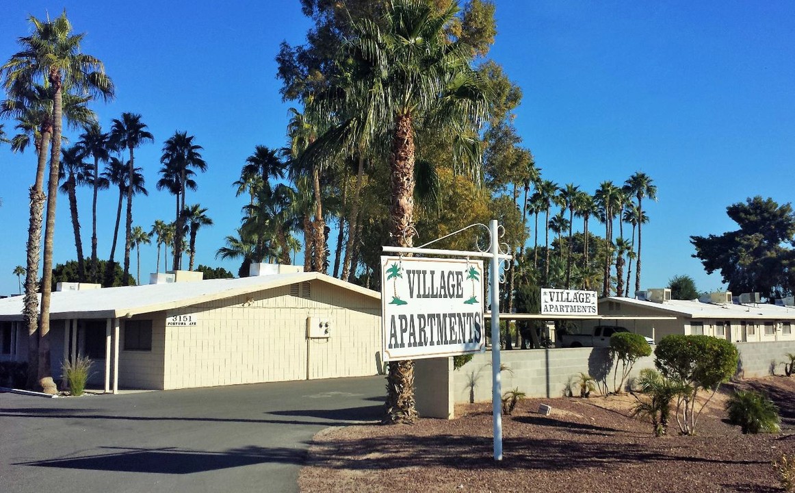 Village Apartments in Yuma, AZ - Foto de edificio