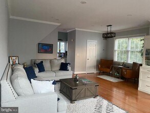 2509 William Taft Ct in Herndon, VA - Building Photo - Building Photo