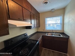 126 Stratton Pl in Wallace, NC - Building Photo - Building Photo