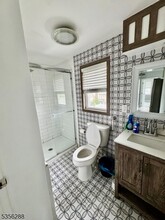 33 Jeanette St in Carteret, NJ - Building Photo - Building Photo