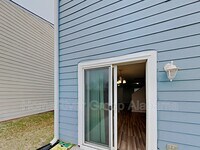 124 Lockport Dr photo'