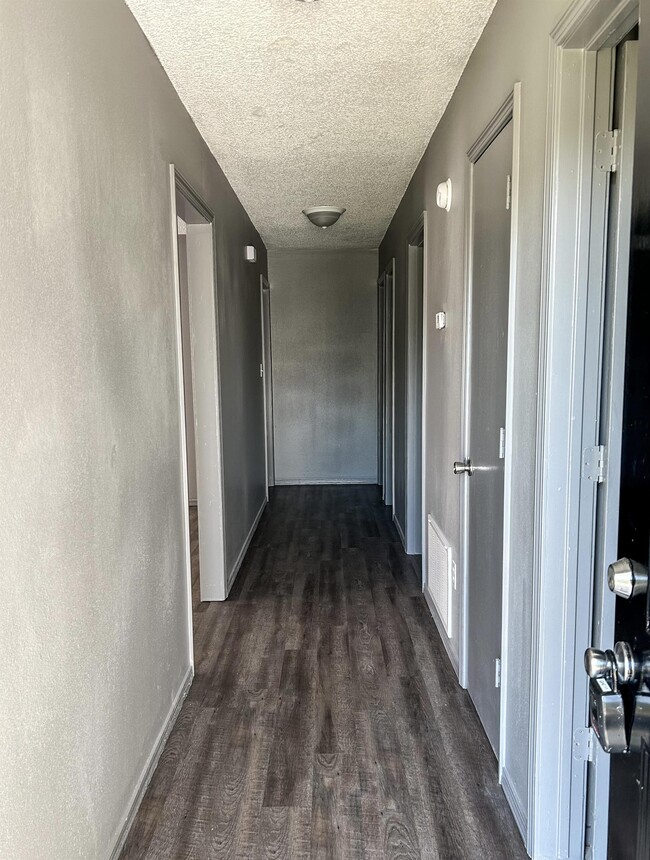 112 Saskatchewan St in Roland, OK - Building Photo - Building Photo