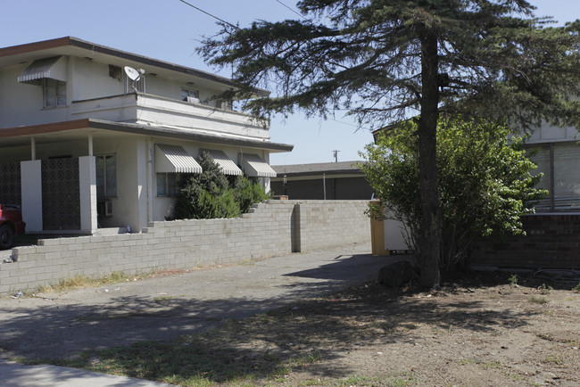 8161 Wheeler Ave in Fontana, CA - Building Photo - Building Photo