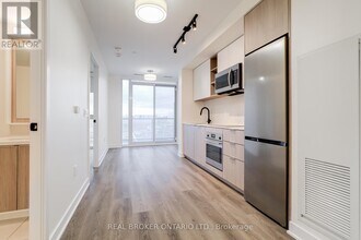 36 Zorra St in Toronto, ON - Building Photo - Building Photo