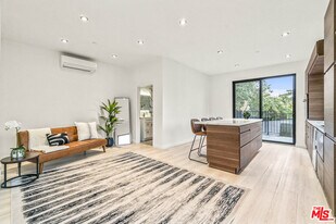 2315 Loma Vista Pl in Los Angeles, CA - Building Photo