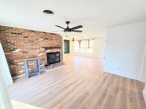 1024 Josephine Crescent in Virginia Beach, VA - Building Photo - Building Photo