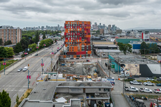 1015 E Hastings St in Vancouver, BC - Building Photo - Building Photo