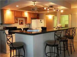 5440 N Ocean Dr-Unit -906 in Riviera Beach, FL - Building Photo - Building Photo