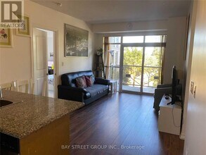 135 Wynford Dr in Toronto, ON - Building Photo - Building Photo