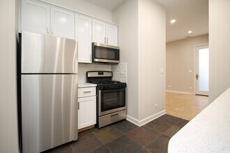 3440 N Elston Ave in Chicago, IL - Building Photo - Building Photo
