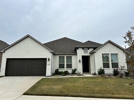 316 Magnolia St in Oak Point, TX - Building Photo