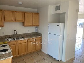 110-112 E Elm St in Tucson, AZ - Building Photo - Building Photo