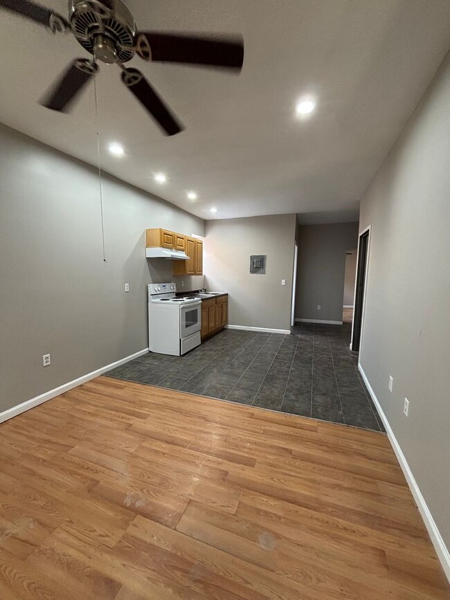 property at 3557 Jasper St
