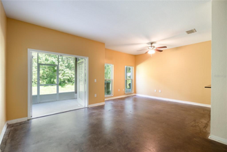 8204 Downpatrick Ct in Tampa, FL - Building Photo - Building Photo