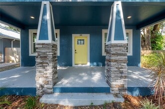 6804 N 17th St in Tampa, FL - Building Photo - Building Photo