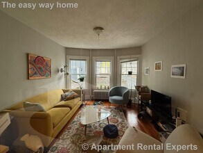 9 Eustis St, Unit #1R in Cambridge, MA - Building Photo - Building Photo