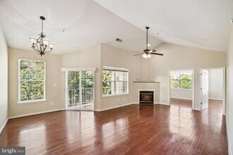 12709 Found Stone Rd in Germantown, MD - Building Photo - Building Photo